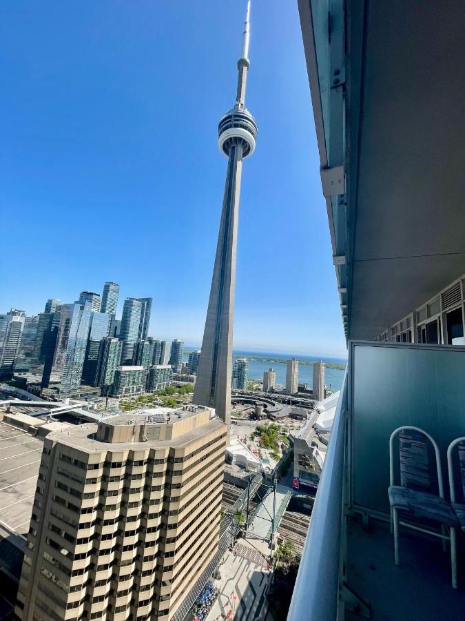 Two Br Two Ba Condo Face To Cn Tower Step To Rogers Centre Toronto Eksteriør billede